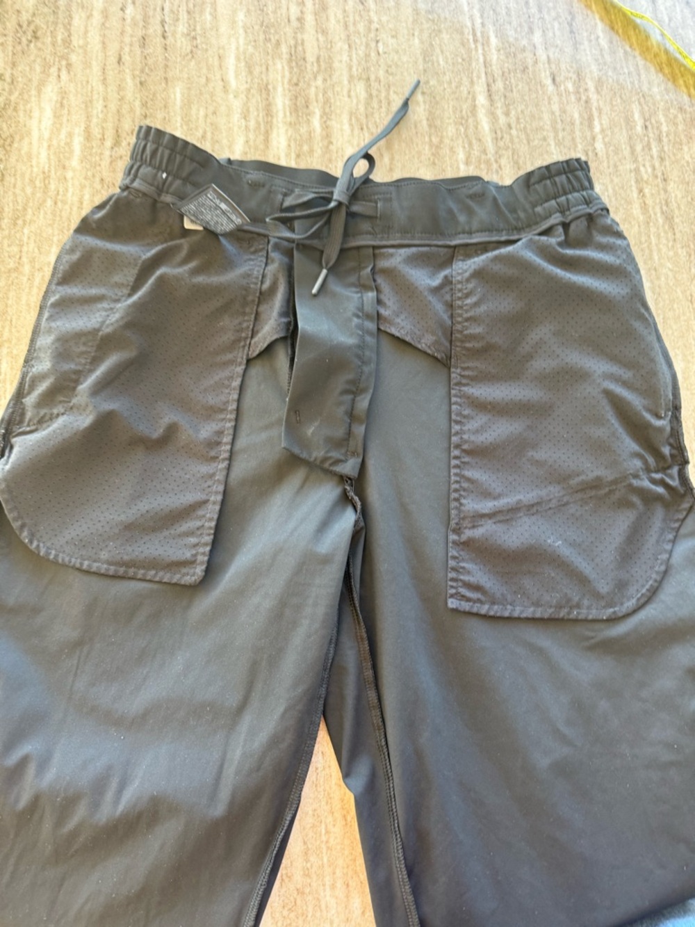 Uniqlo Men’s smart ankle ultra stretch pant short inseam (Japan) - Picture 11 of 13